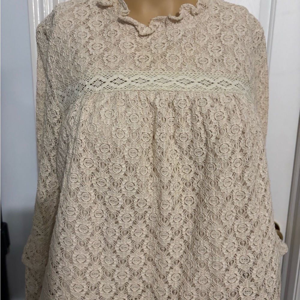 Listicle Cream Lace Ruffle Blouse - Picture 5 of 15